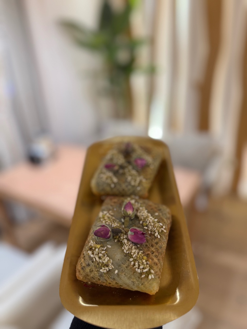 رشته خشکار vip پسته ای